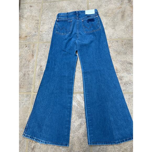 E.L.V. Denim Odette One of a Kind Jeans in Mid Blue 29 - Picture 6 of 8